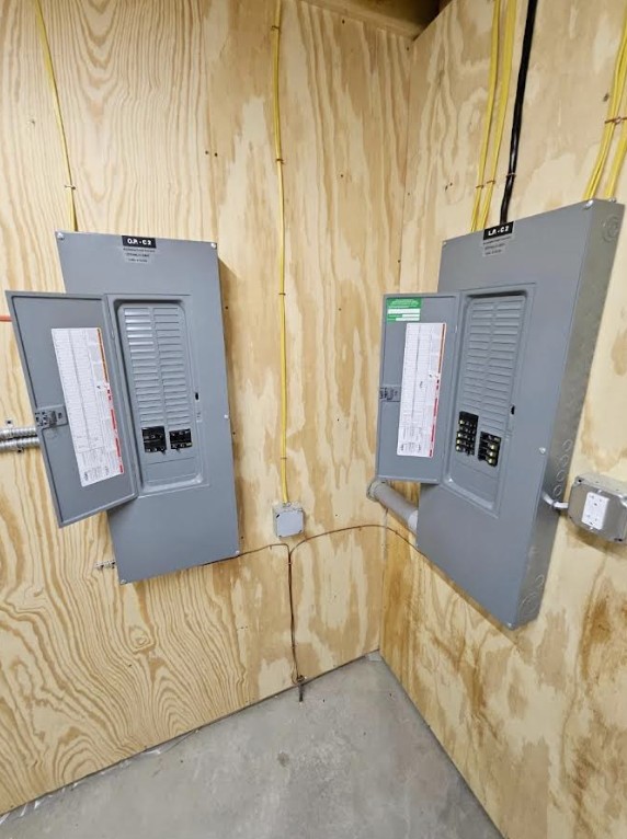 Unit B5 — private electric meter and utility room panel