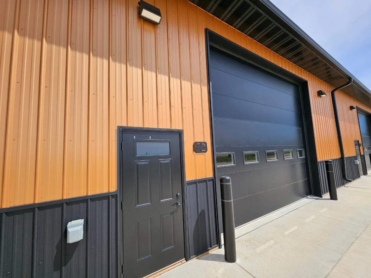 Unit B1 — 40x40 heated shop condo exterior